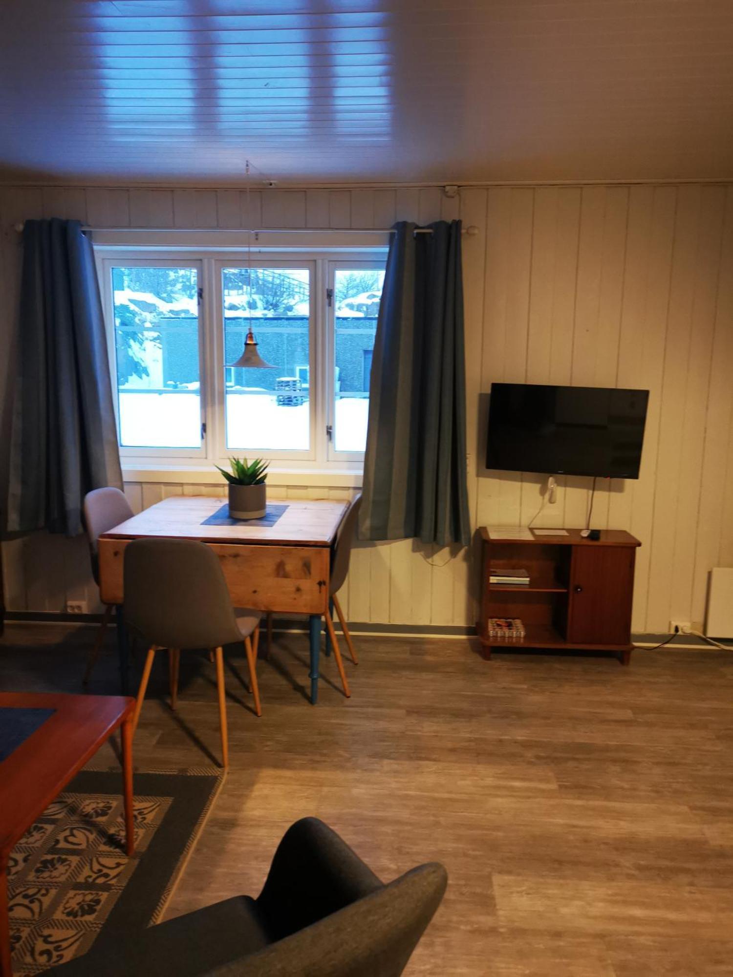 Kaikanten Rorbuer Sennesvik Habitación foto